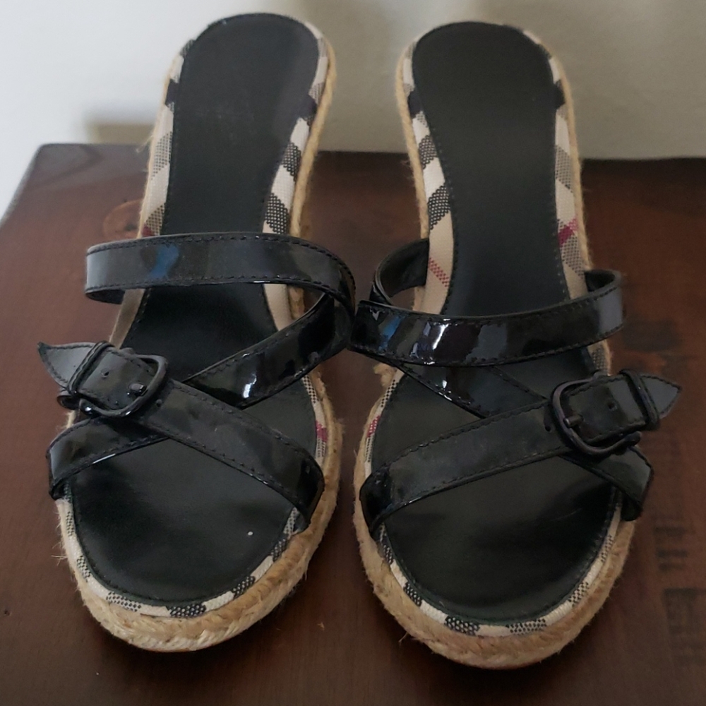 Women's Burberry black wedges
